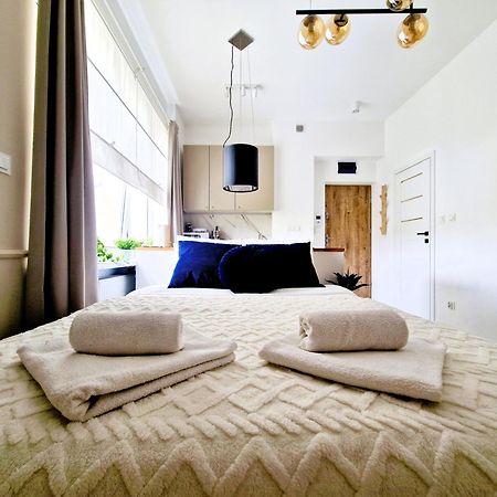 J&W Apartments Grojecka Glam Flat وارسو المظهر الخارجي الصورة