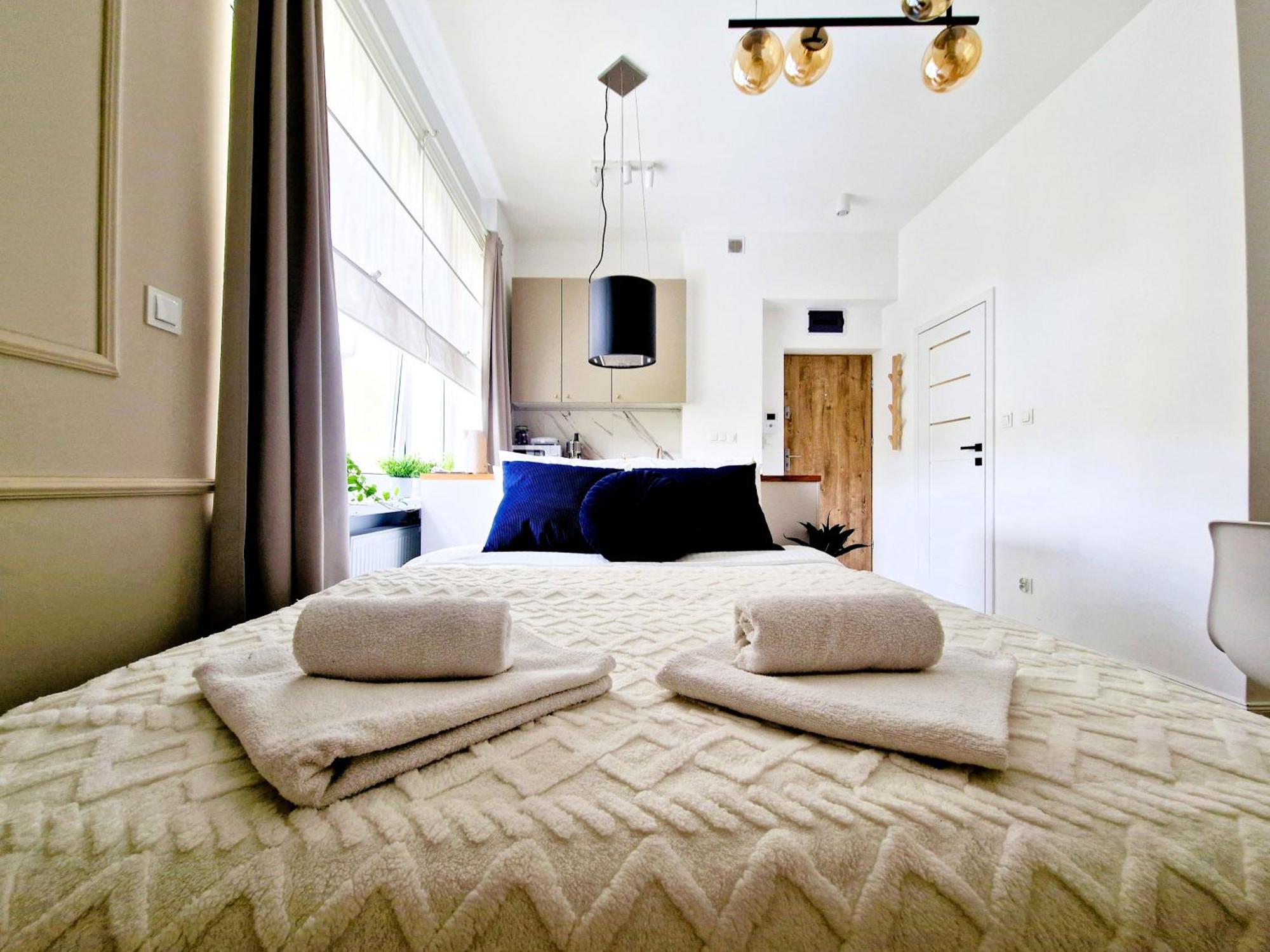J&W Apartments Grojecka Glam Flat وارسو المظهر الخارجي الصورة