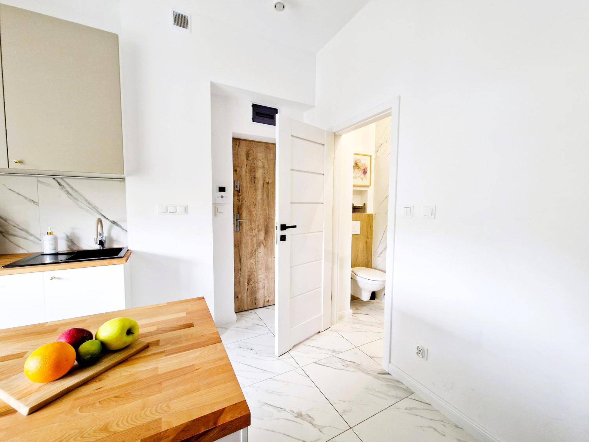 J&W Apartments Grojecka Glam Flat وارسو المظهر الخارجي الصورة