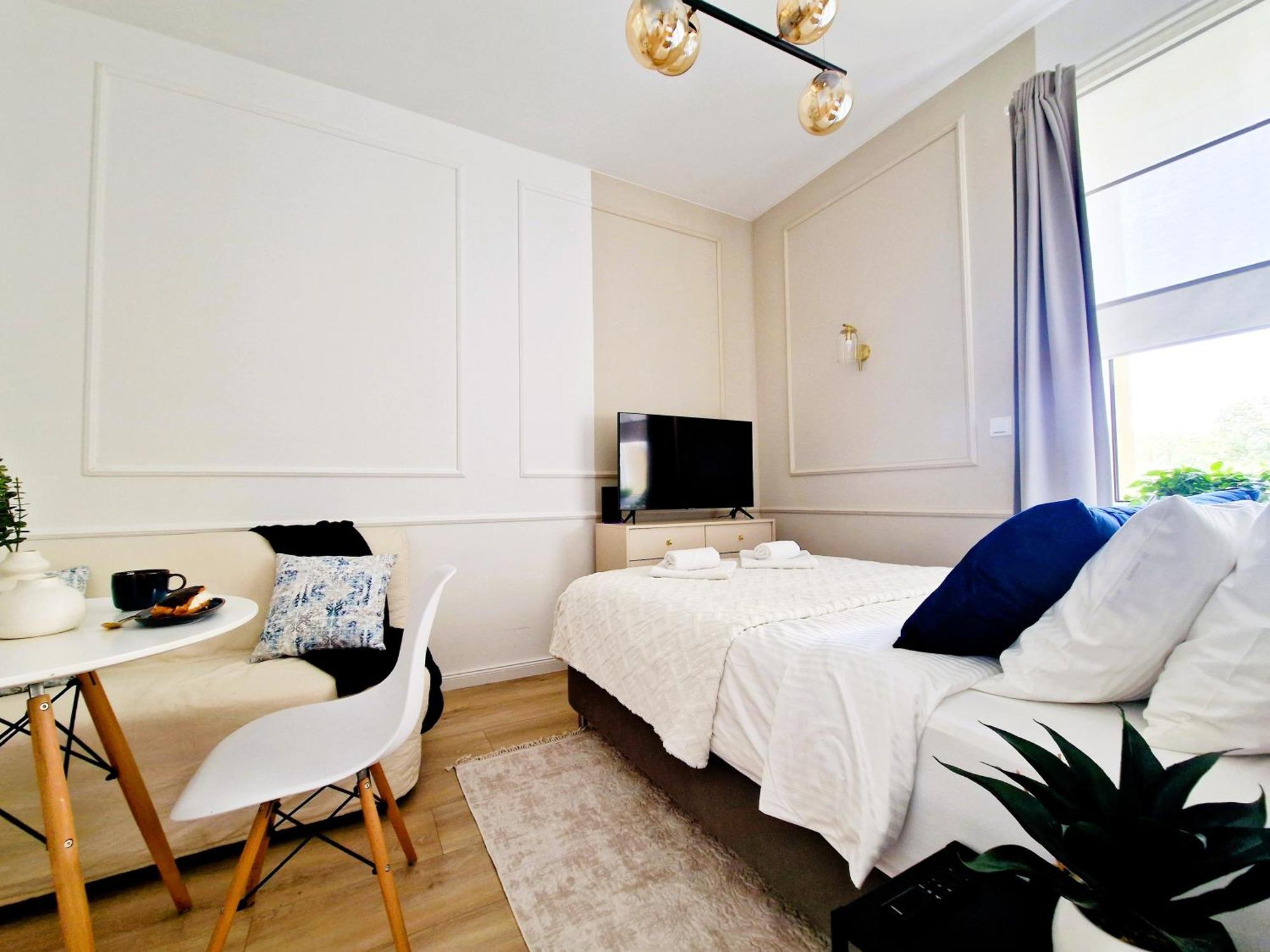 J&W Apartments Grojecka Glam Flat وارسو المظهر الخارجي الصورة
