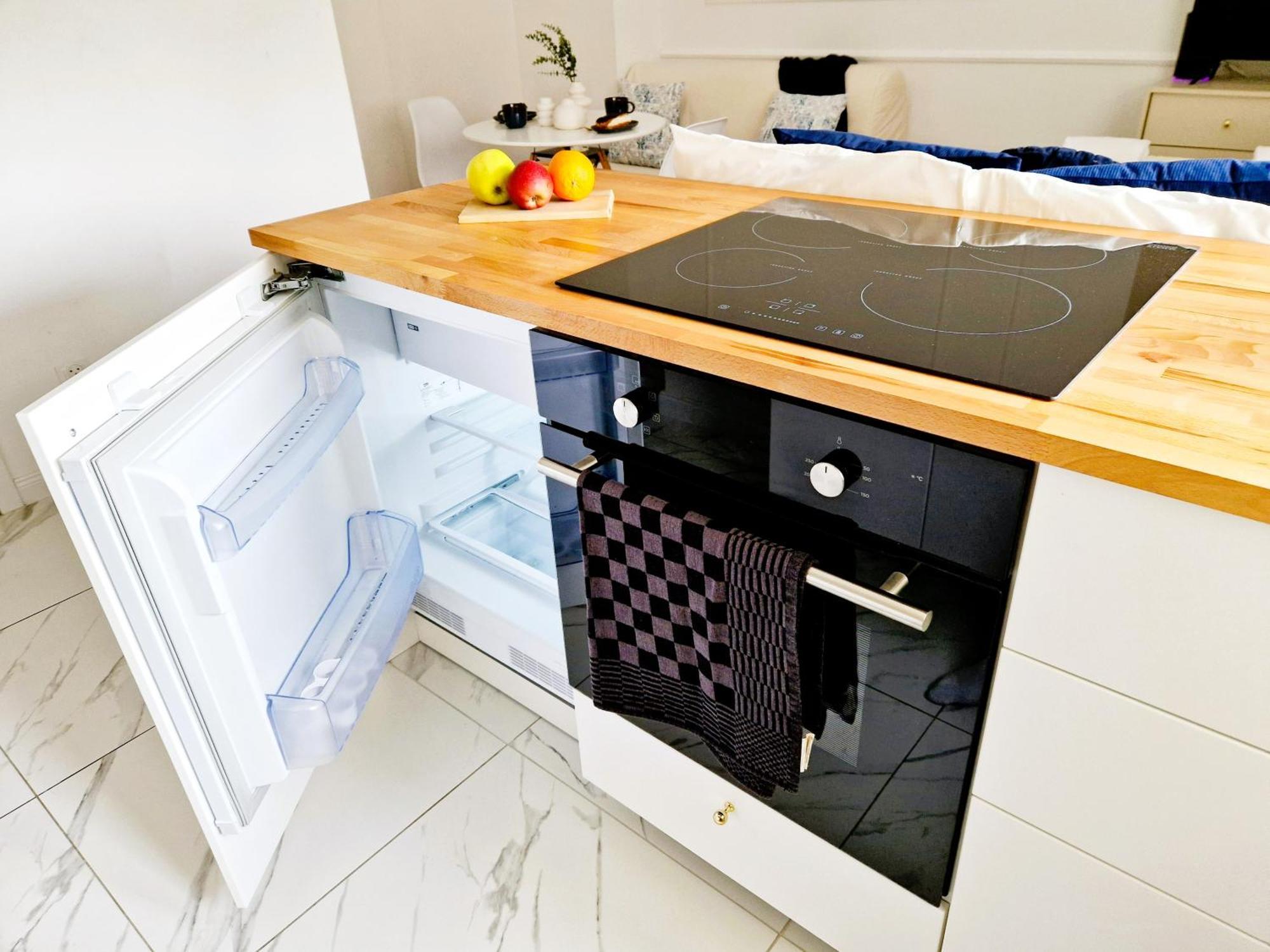 J&W Apartments Grojecka Glam Flat وارسو المظهر الخارجي الصورة
