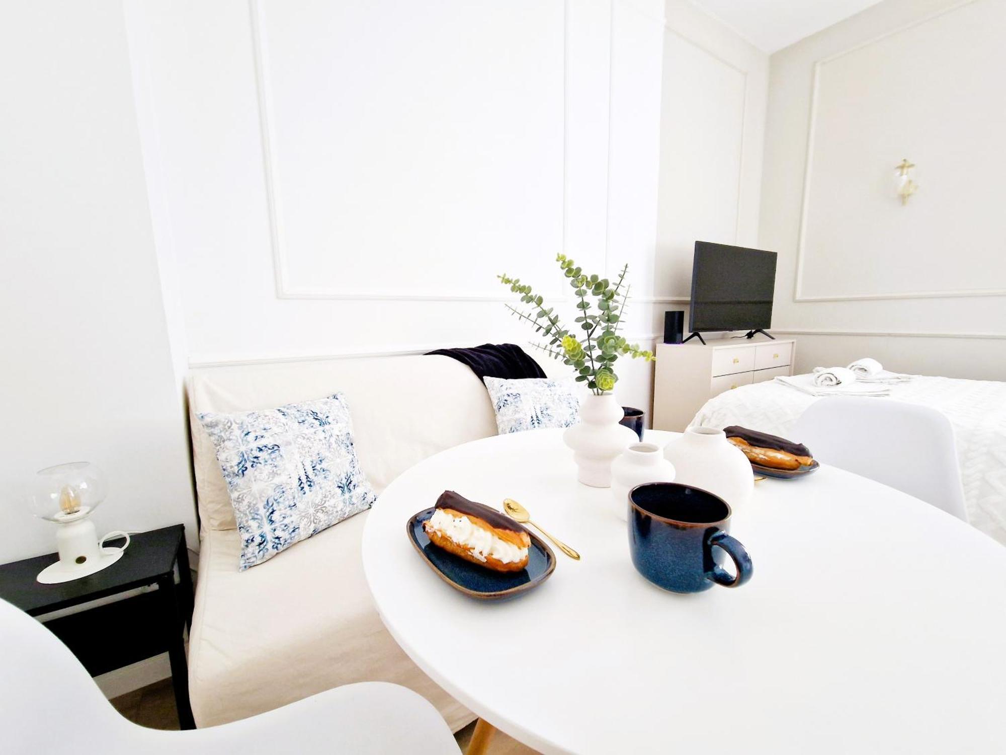 J&W Apartments Grojecka Glam Flat وارسو المظهر الخارجي الصورة