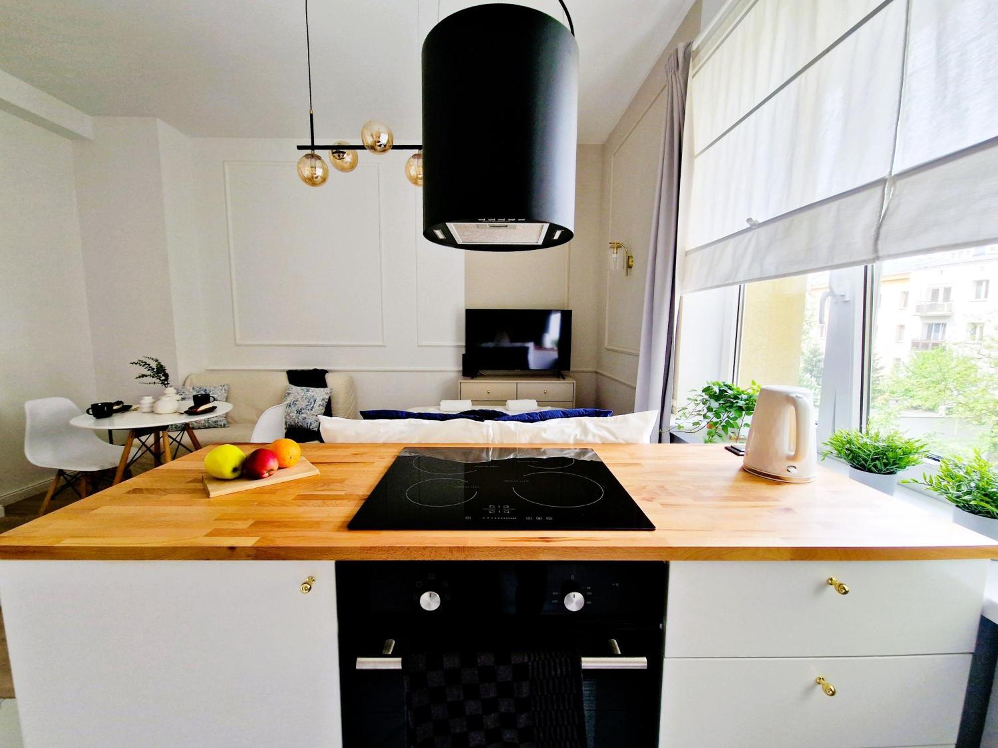 J&W Apartments Grojecka Glam Flat وارسو المظهر الخارجي الصورة